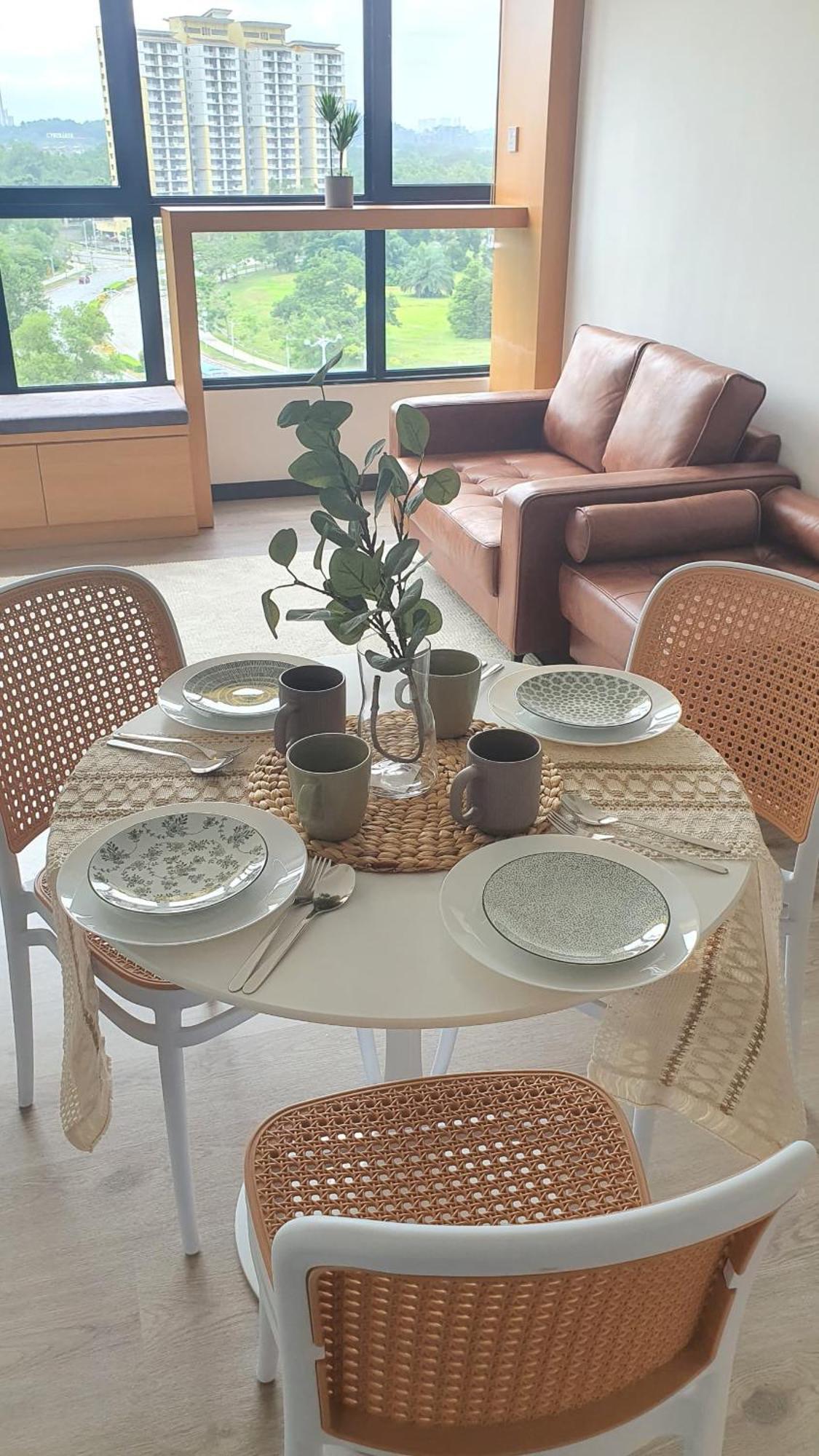 Kami Tami Japandi Poolview Putrajaya